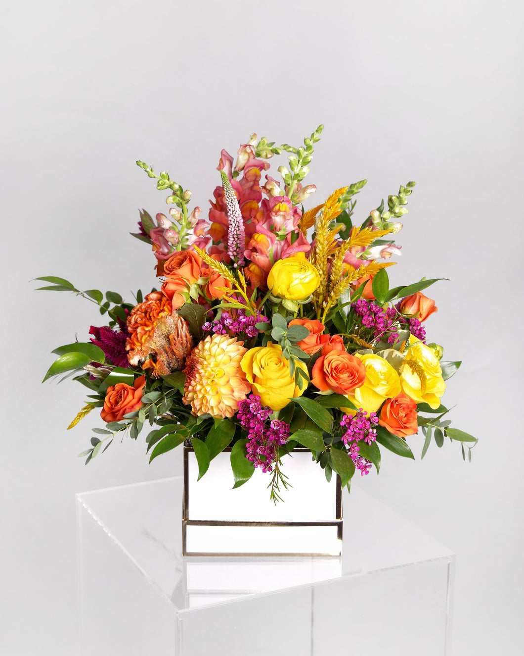 Medium Bright & Cheery Floral Bloom Box